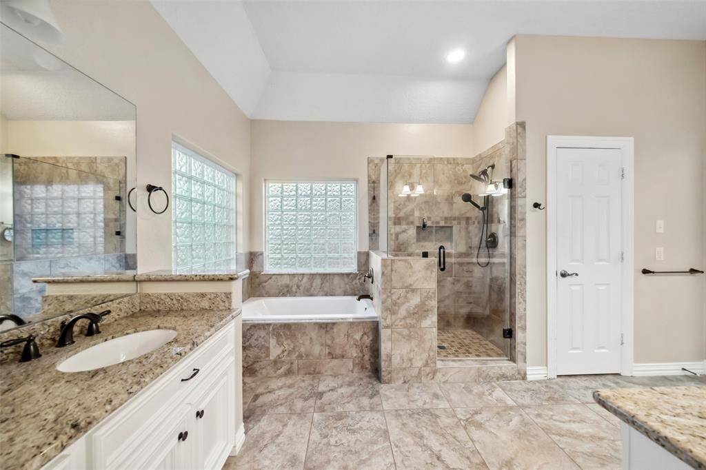 Primary bath