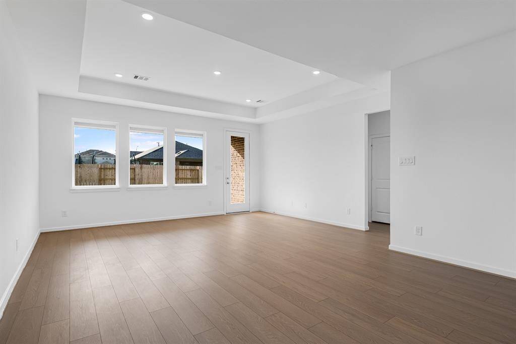 9715 Pettus Creek Drive ~ Ready Now