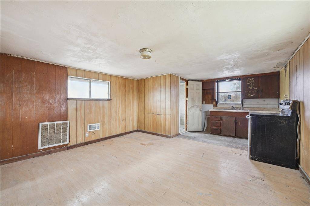 Upstairs main living space & kitchen