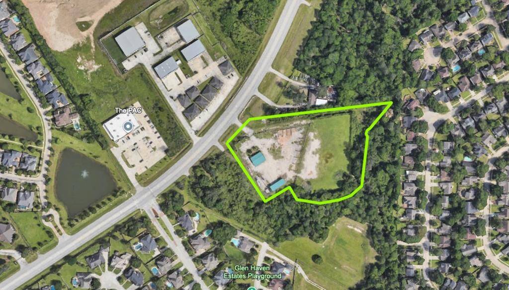 Welcome to 8115 Spring Cypress Rd!