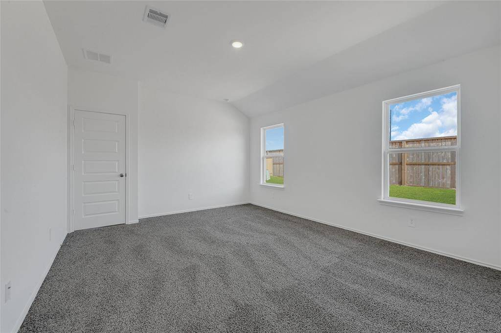 *Images and 3D tour are for illustration only and options may vary from home as built.