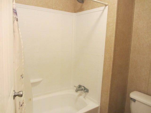 jack and jill bathroom with tub shower