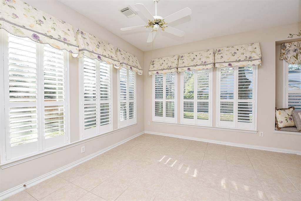 Breakfast Nook