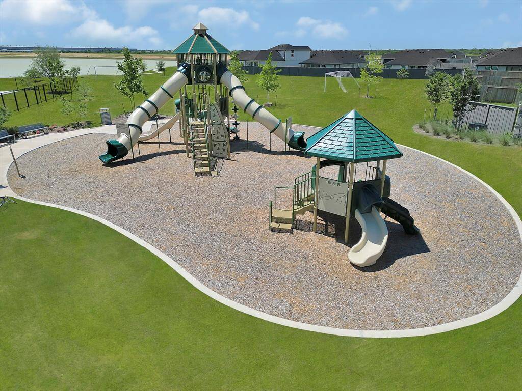 *Images and 3D tour are for illustration only and options may vary from home as built.