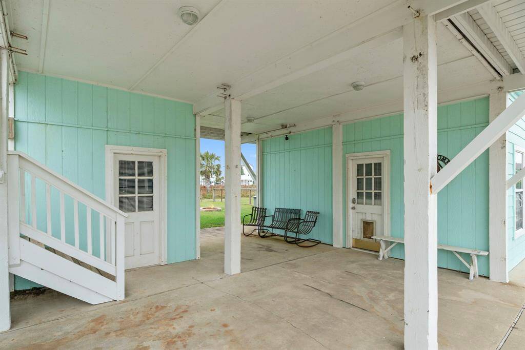 Covered patio, extra room/storage