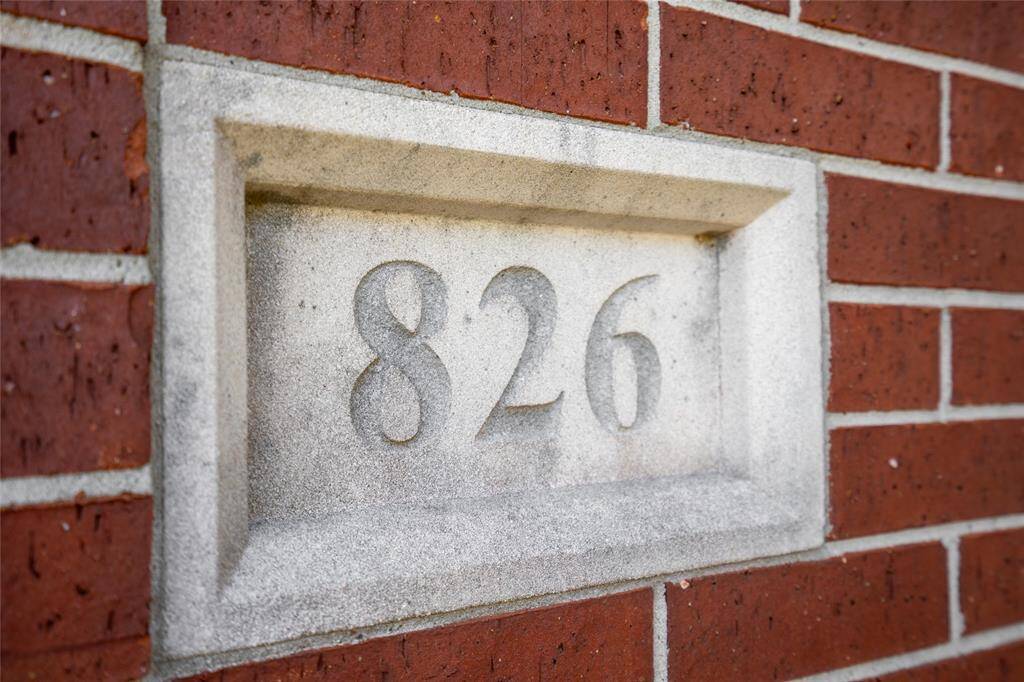 826 Hyacinth Place could be your next 'home-sweet-home,' offering a perfect blend of comfort, style, and convenience in a serene and welcoming setting.