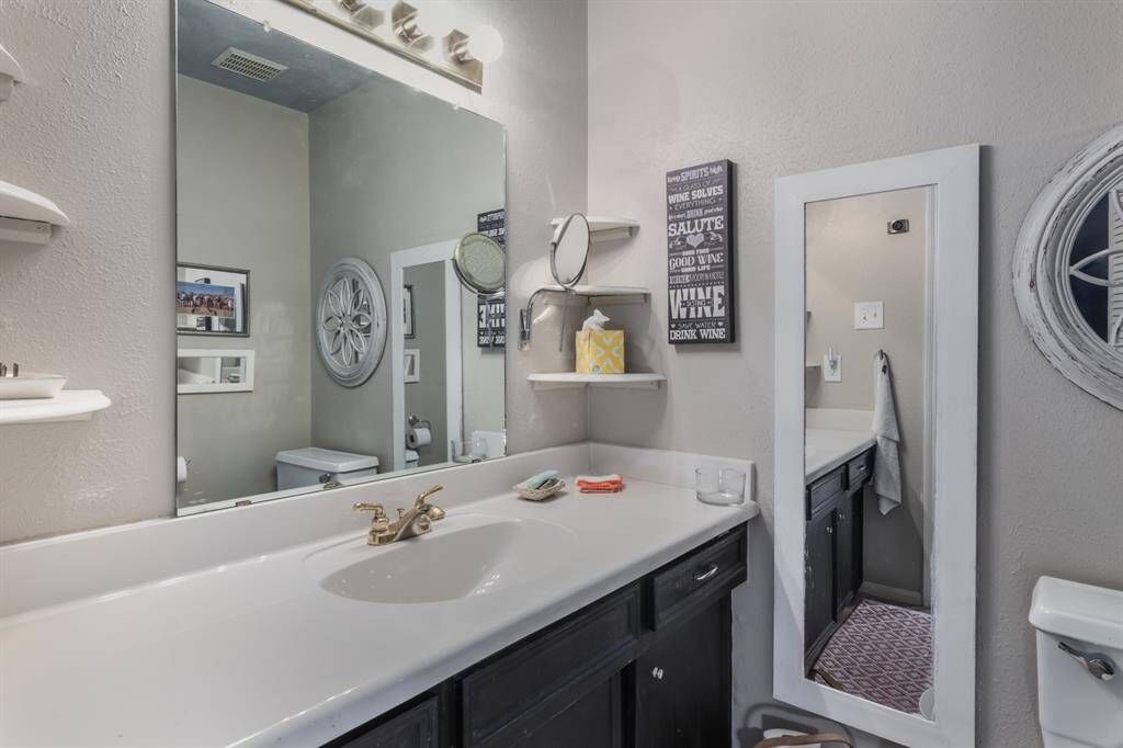 Secondary Bathroom