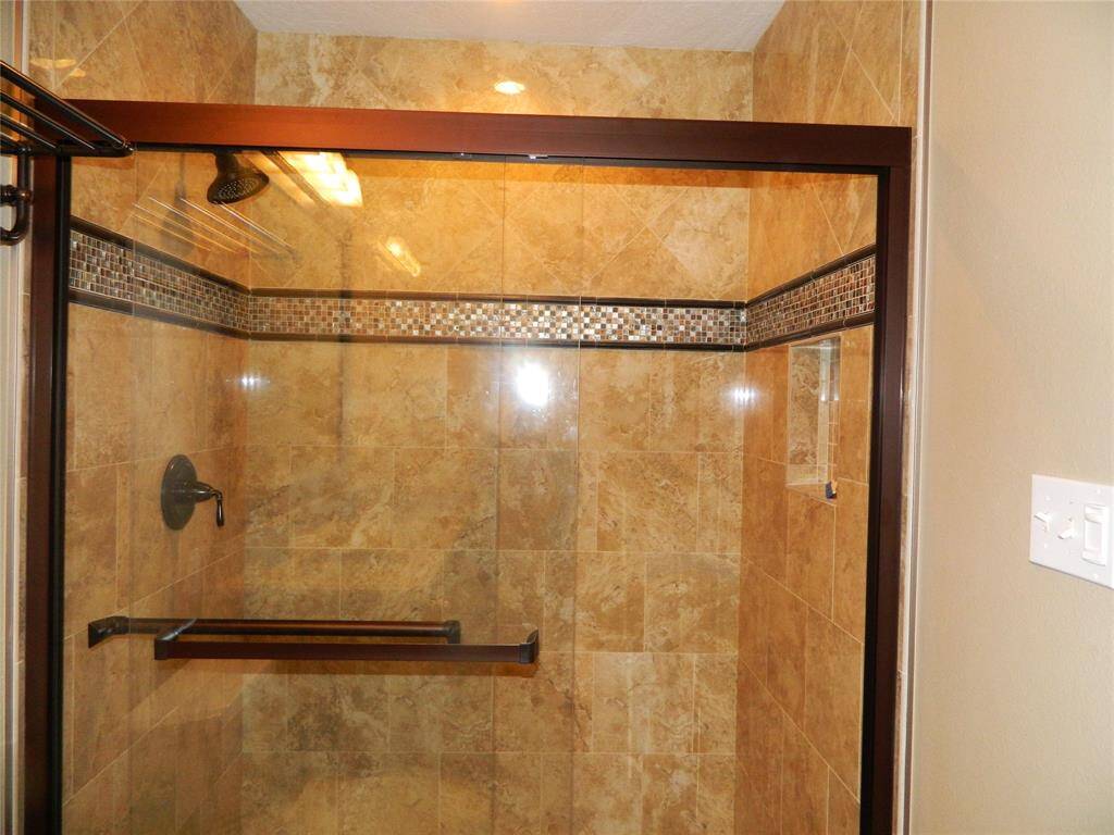 2nd primary bath