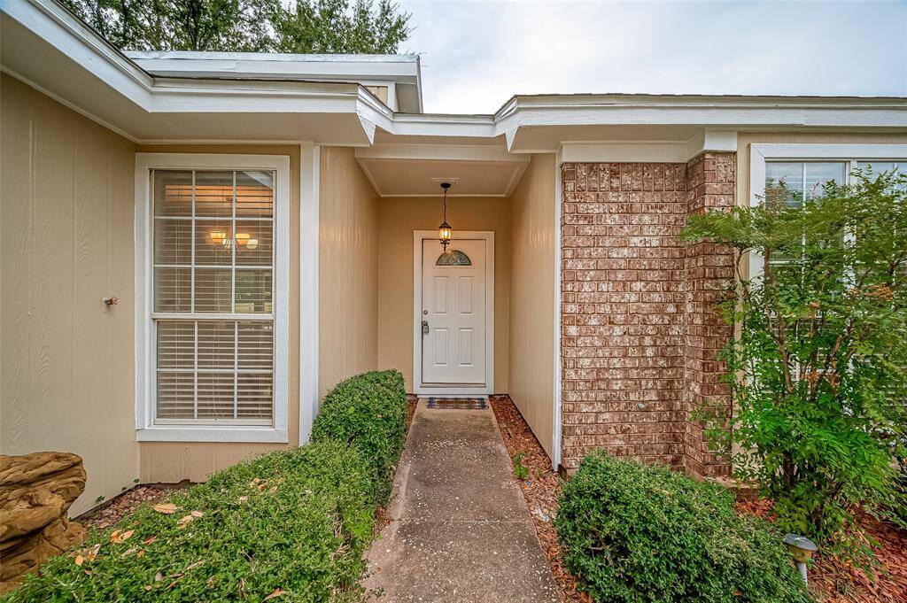 Private front entry to the home.