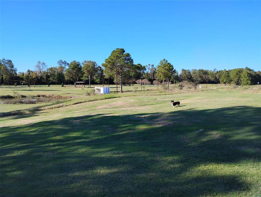 28 Acres