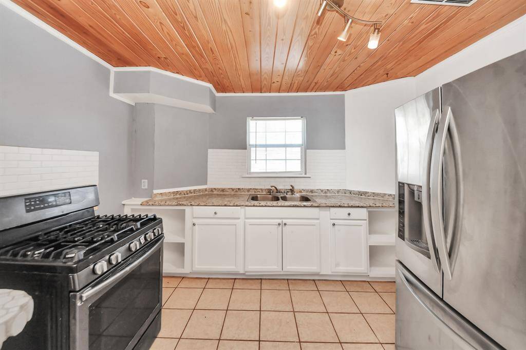 Kitchen #1