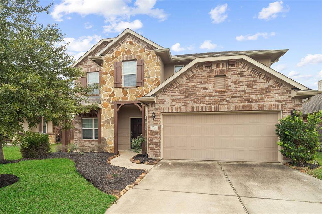 Welcome to 9011 Newcroft Ct! Culdesac location close to community parks and pool
