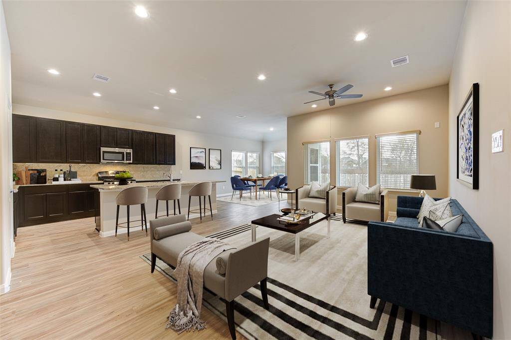 (virtually staged living room)