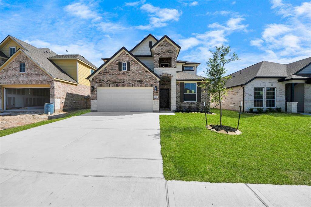 Make memories gathered around the table with your family and friends! This spacious dining room features elegant flooring, custom paint, and adjacent to family room and kitchen for open concept feel.