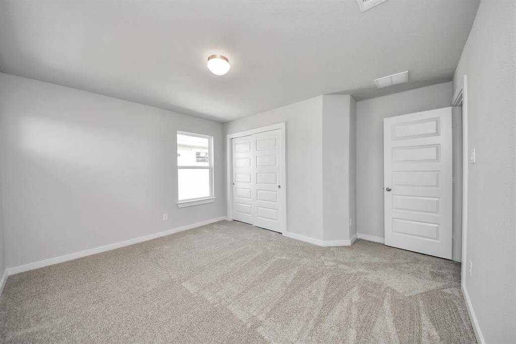 Come and see this spacious backyard with its beautiful covered patio. There is plenty of room for the kids to play and adults to relax. Perfect for your outdoor living space, patio furniture, bbq pit, and so much more. The possibilities are endless!