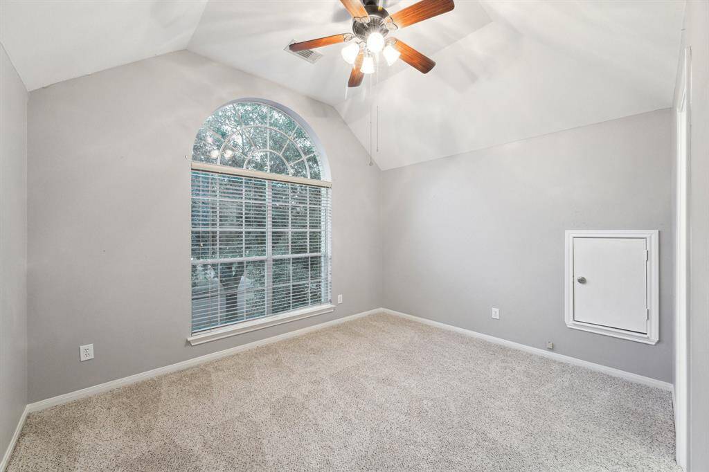 secondary bedroom