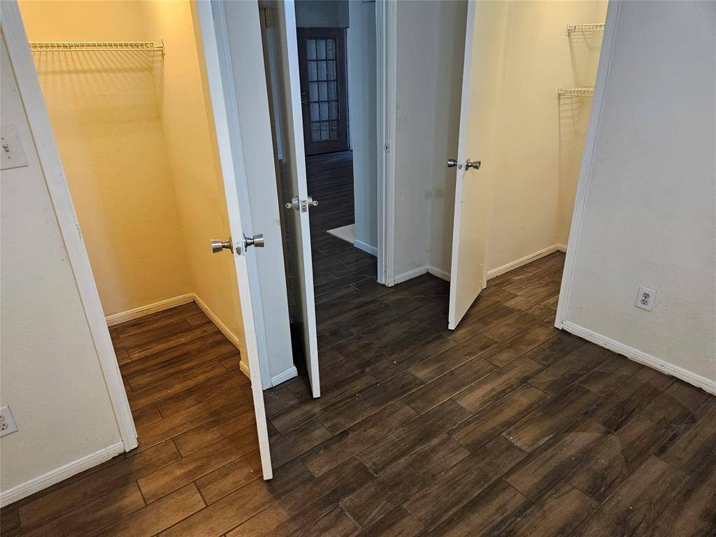 bedroom 12 walk in closets