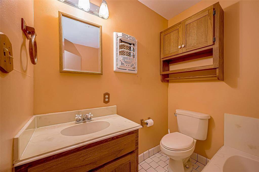 Guest bathroom
