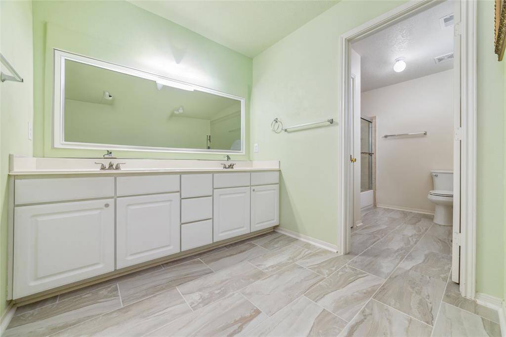 Upstairs Bathroom