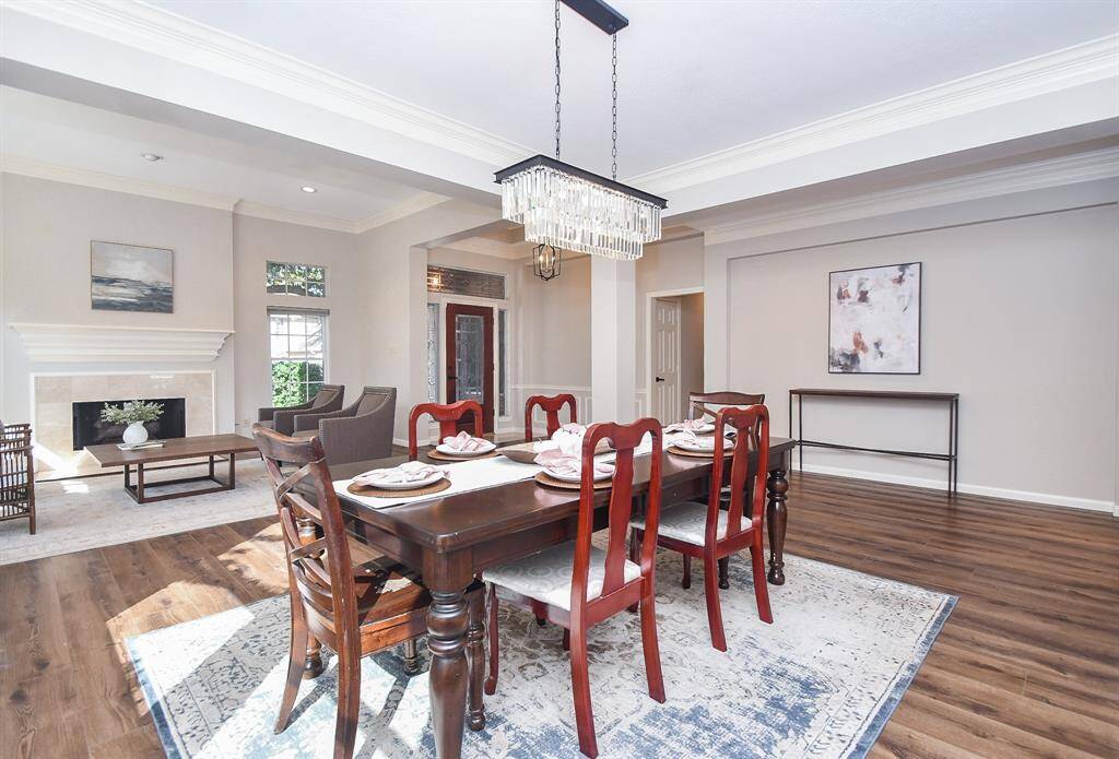 Spacious Dining Space