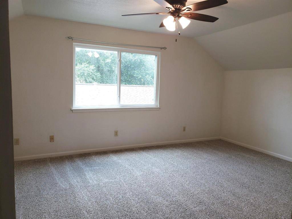 Extra Upstairs Main Bedroom