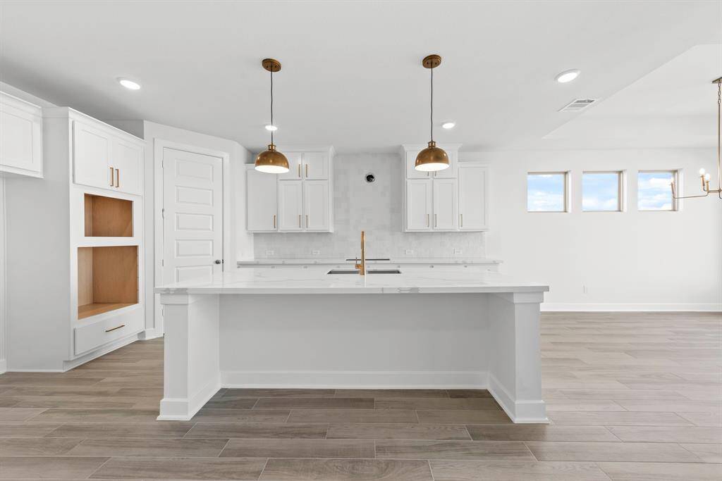 Representative photo. Home under construction. Design selections and colors may vary.