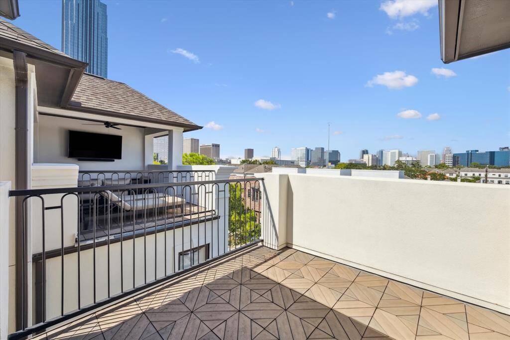 4th floor patio.