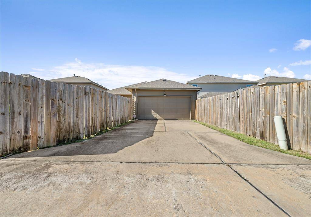 Garage is located in the back