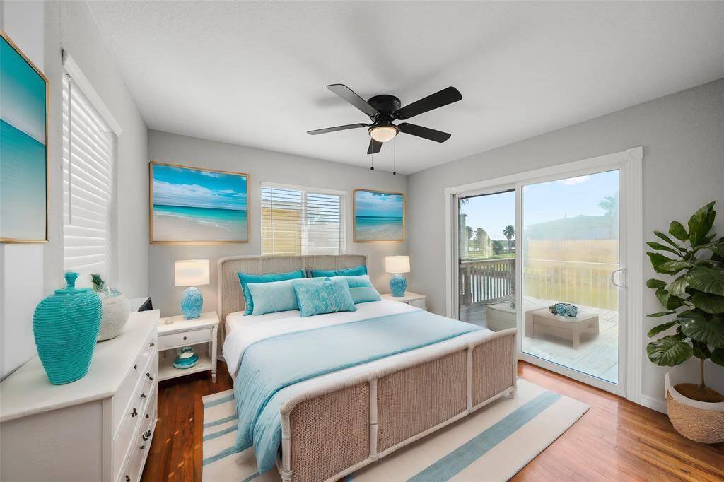 Bedroom 2 - view 1 - virtually staged