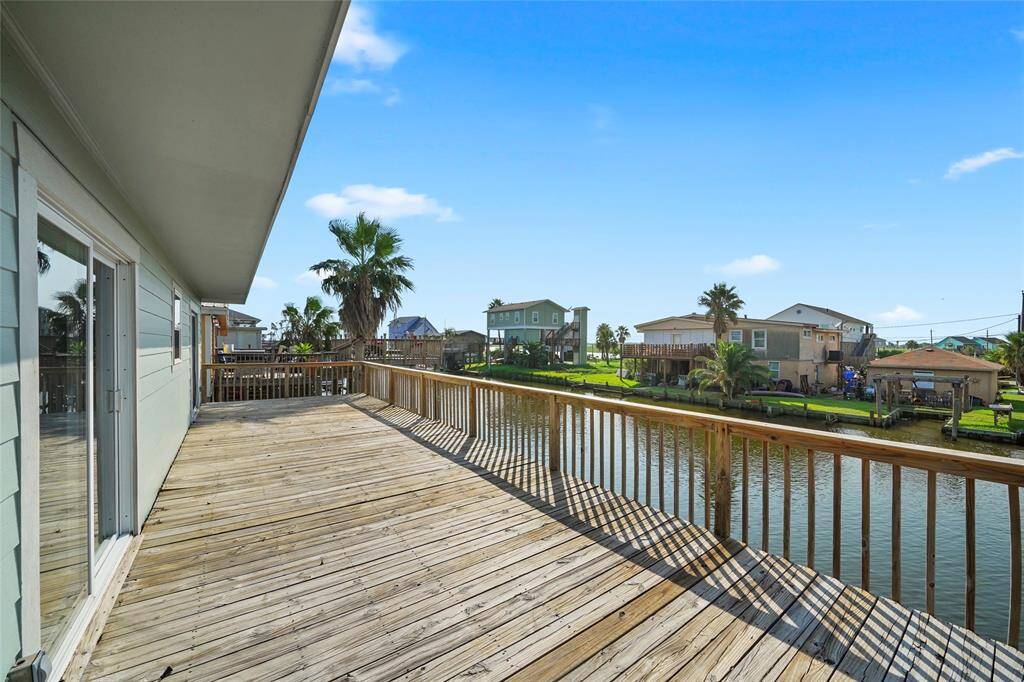 Back porch - view 2