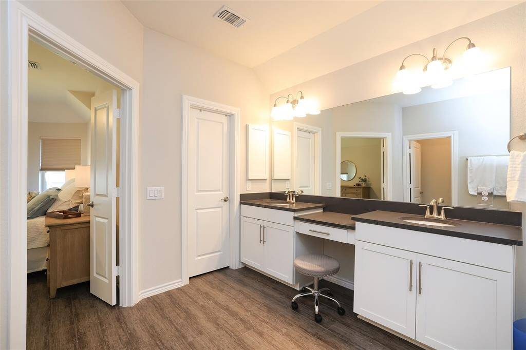 Low and raised display with large walk in closet