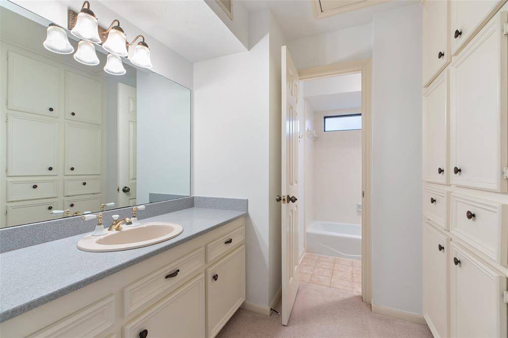 2nd Bath features Tub w/Overhead Shower
