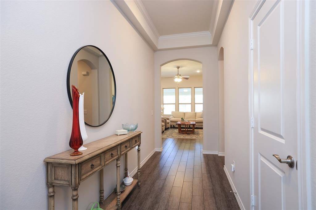 Impressive entry with wood look tile flooring