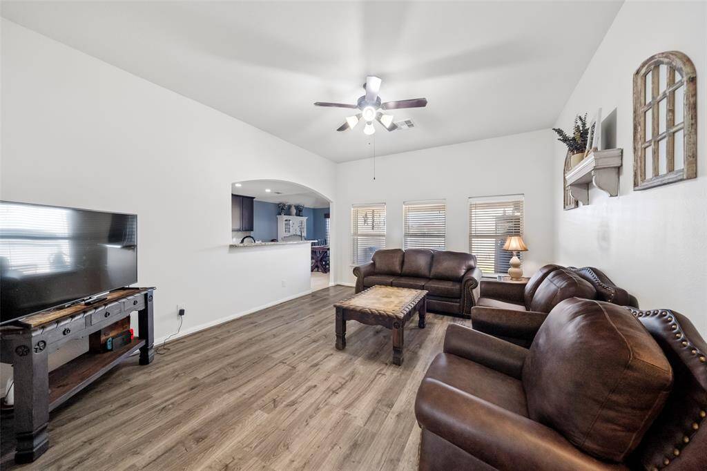 Large kitchen with lots of recessed lighting!