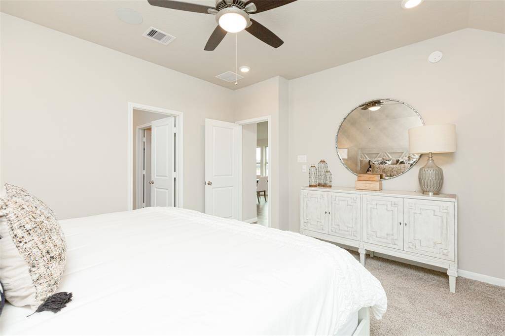Sample photo of completed home with similar plan. As-built colors and selections may vary.