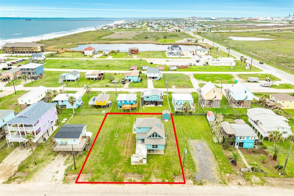 Expansive RV and boat parking available on 2nd lot,