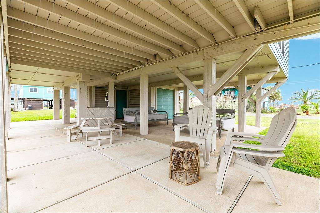 Spacious and inviting ground floor patio, perfect for outdoor relaxation and entertaining.