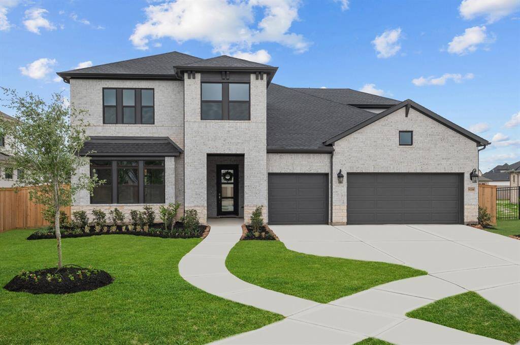 Welcome to The Harvard by David Weekley Homes. Move-In-Ready Now!