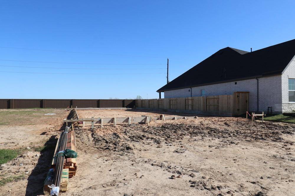 Every foundation at DWH is engineered and it’s inspected three times! We do not do “batch” testing.  Rest easy knowing your foundation comes with a 10 year warranty.