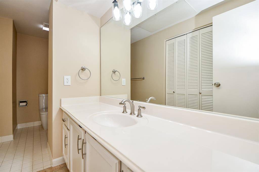 Hall bath