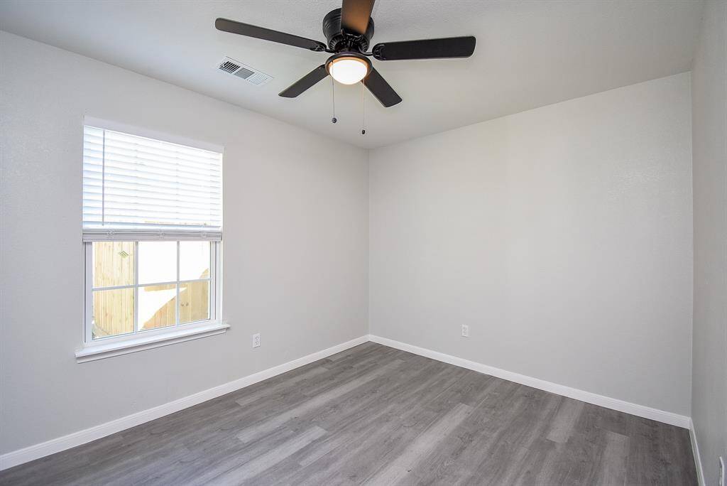 Guest Bedroom 1
