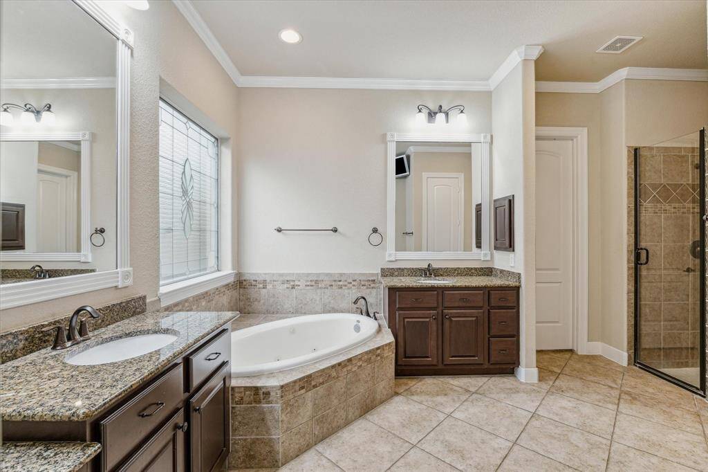 Soaking whirlpool tub.