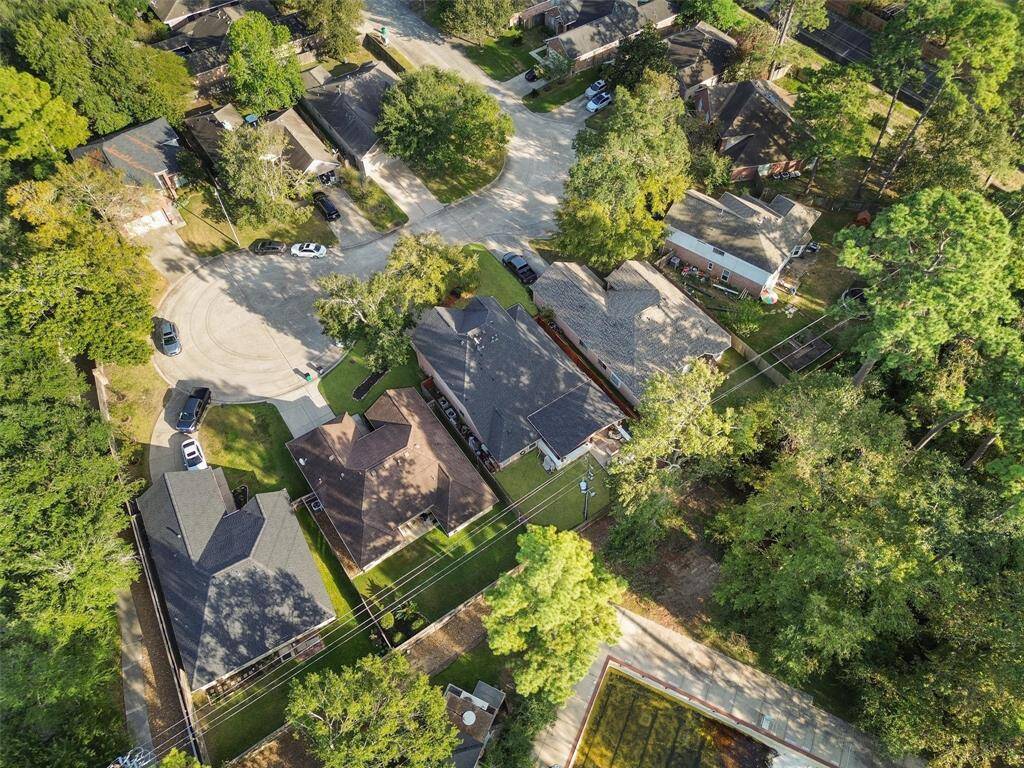 Arial view of Westwood Lake Ct.
