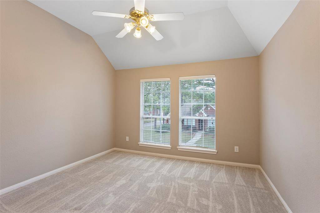 Ceiling fans throughout.