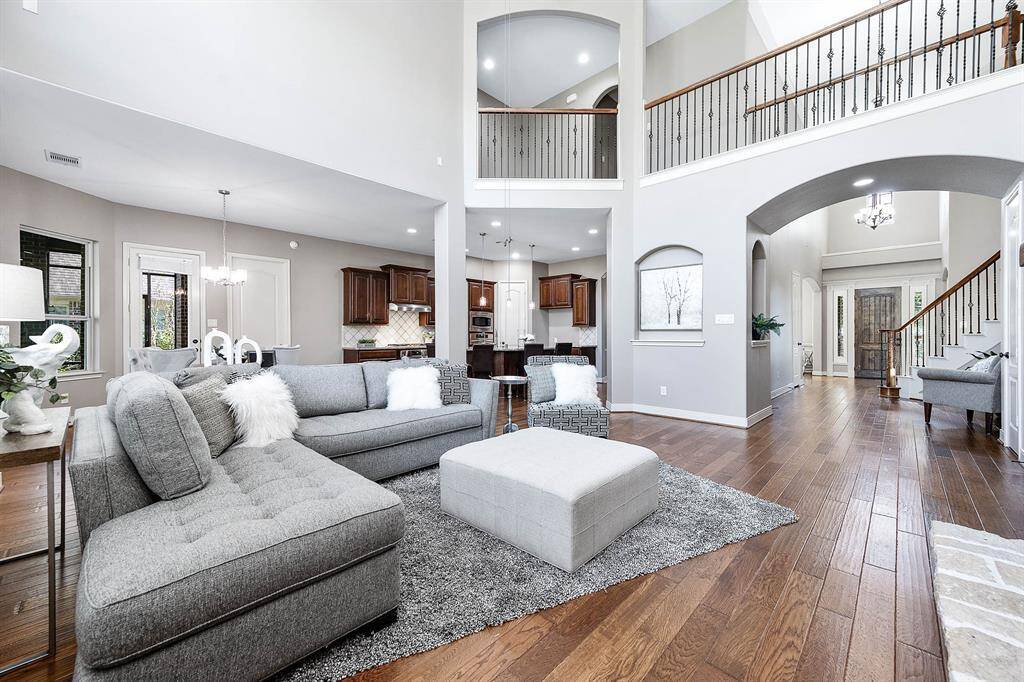 You’ll be living your Best Life in this impressive 4,635 sq ft of living space!