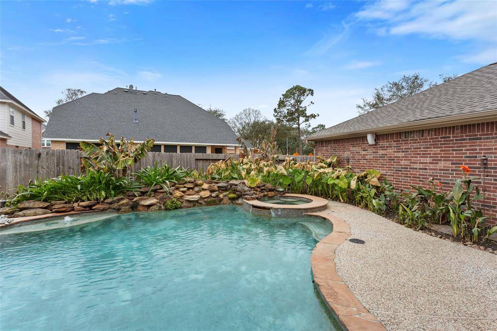 Pool is 3ft on shallow end and 9.5ft on deep end. Lush tropical landscaping will be gorgeous this Spring!
