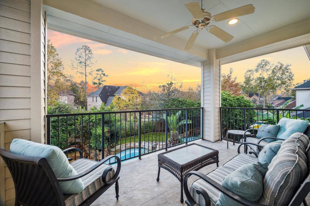 2nd story balcony overlooking the lush backyard.