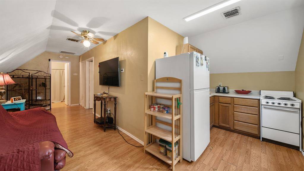 Garage Apartment #2 Living/Kitchen