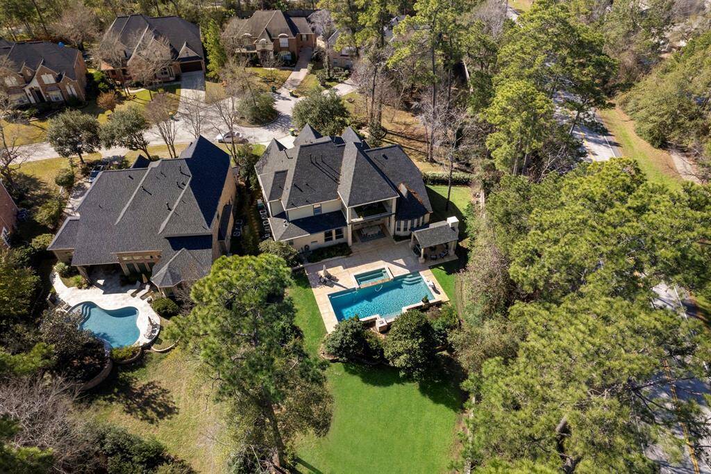 With only one side neighbor, this property offers unmatched privacy, making it feel like your very own retreat, secluded from the rest of the world.
