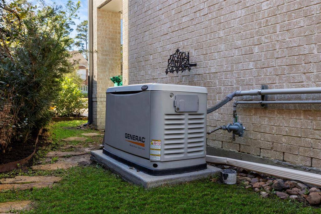 Never worry about power outages again! The Generac system powers the entire home, including the pool and spa, ensuring you have comfort and convenience at all times.